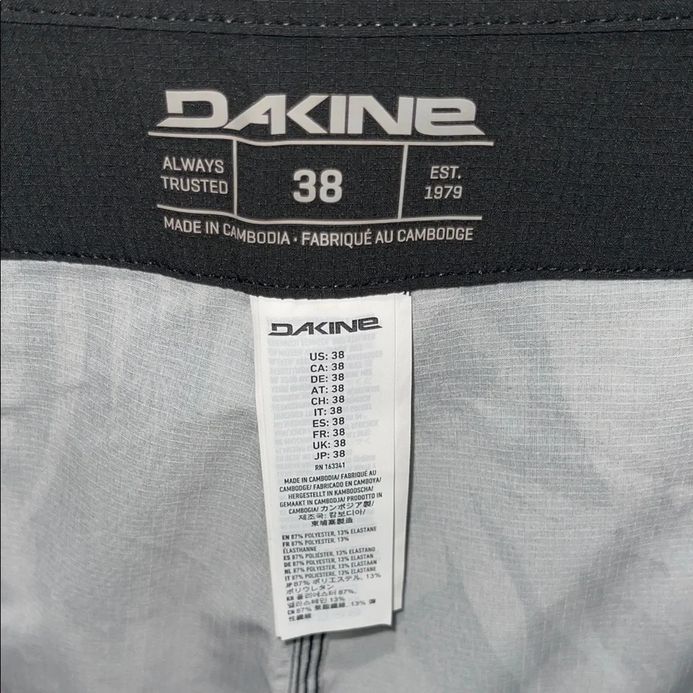 Dakine Men's Tropical Leaf Pattern Swim Shorts 38